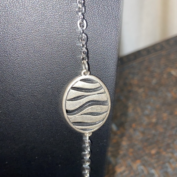 Premier Designs Long Necklace - Picture 5 of 7